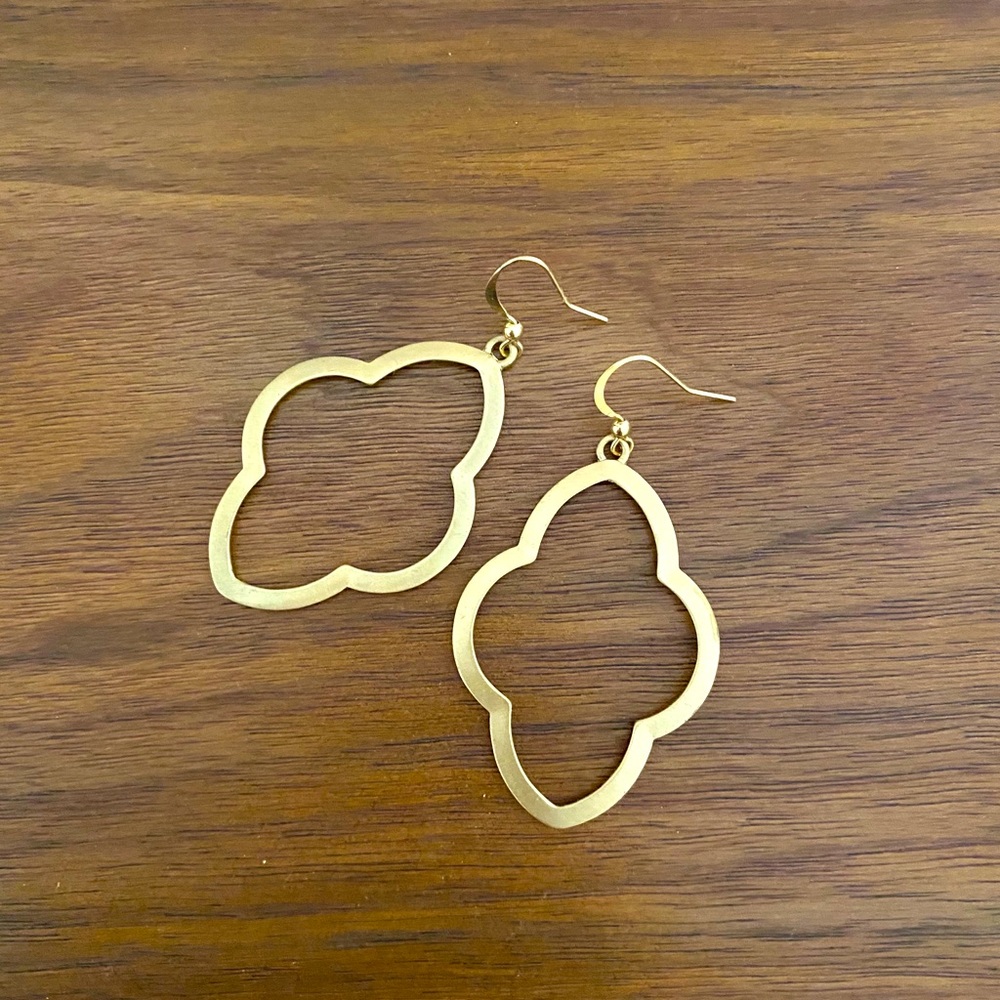 Marlyn Schiff Rizza Clover Drop Earrings